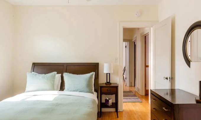 Merriam Park House | Classic Macalester Area St. Paul Duplex