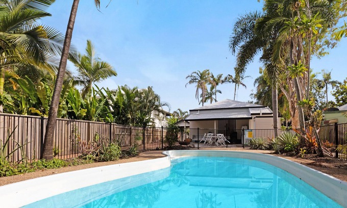 South Townsville House | CLASSIC QUEENSLAND COTTAGE