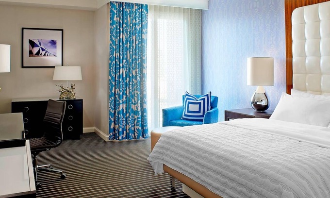 Ocean Park House | Classic Room, 1 King, Hyatt Centric Delfina, Heated Pool, Near Santa Monica Pier