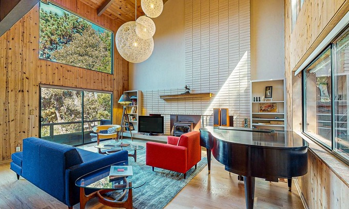 Sea Ranch House | Classic Sea Ranch architecture, ocean views, shared pools/saunas, & tennis court