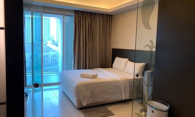 Sri Hartamas Apartment | Classic Studio in Kuala Lumpur 10 minutes to city center