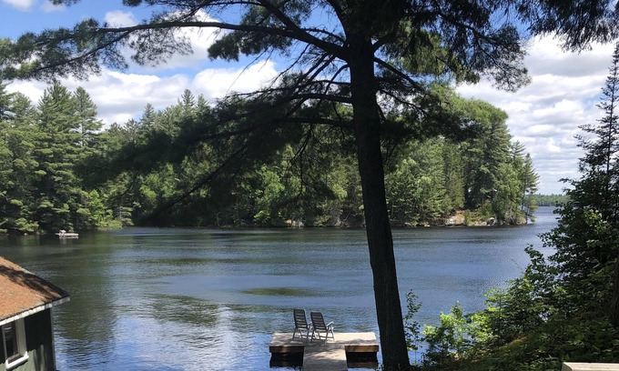 Trent Lakes Cottage | Classic Waterfront Cottage in Trent Lakes