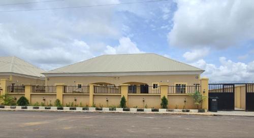 Karu House | Classy private Home plus Car Close to Abuja center