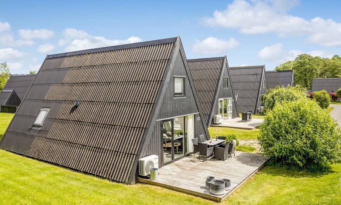 Gatten House | "Claudette" - 18km to the inlet by Interhome