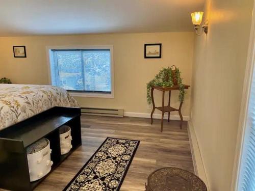 Clayton Apartment | Clayton Dahlia Retreat