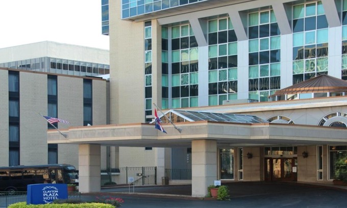 Downtown Hotel | Clayton Plaza Hotel & Extended Stay