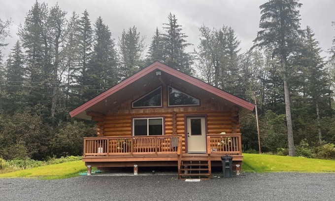 Seward Cabin | Clear creek cabin