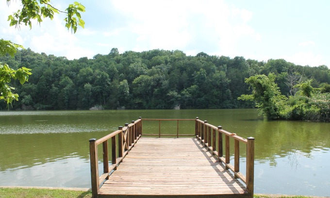 Kelso House | Clementine Cottage- Quiet Charming Cottage on Lincoln Lake