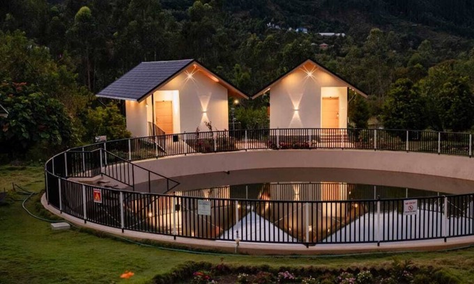 Kanthalloor Hotel | Cleveland Resorts