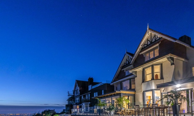 St Leonards-On-Sea Cottage | CLIFFHANGER, family friendly, luxury holiday cottage in Hastings
