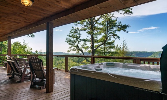 Rogers Cabin | Cliffside Family Retreat w/View
