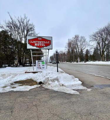 Clintonville Hotel | Clintonville Motel