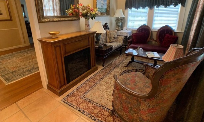 Clear Lake Shores Cottage | Clipper House Inn Cottage