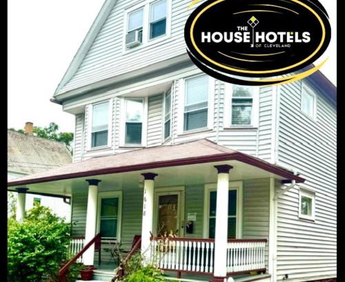Lakewood Apartment | Close Downtown,Ohio City,Rock Hall,Westside Market