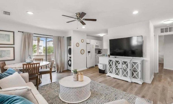 Emerald Waters Village Condo | Close To Beach! Pet Friendly! Free Seasonal Activities! Cross Creek 64 # 28D!