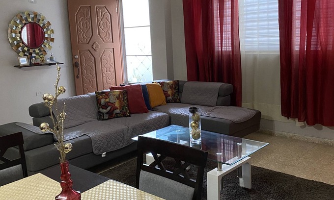 Rio Hondo Apartment | Close to Everywhere-3BR/1B/AC/Pkng/Biz/Kid/Pet/6guests