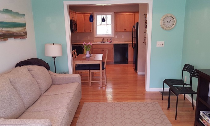 Wells Condo | CLOSE TO WELLS BEACH! 2 Bed 1 Bath in Wells, ME close to attractions!