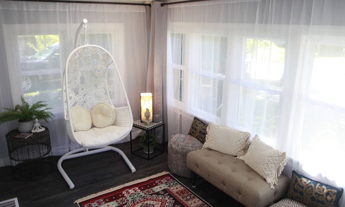 Baraboo House | Close to Wisconsin Dells freshly renovated home in Baraboo!