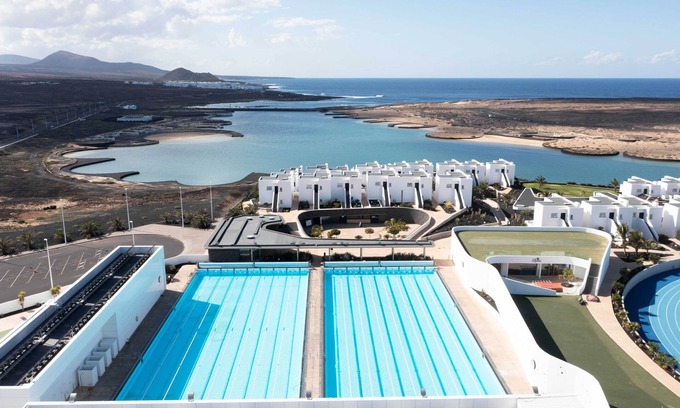 Tinajo Apartment | Club La Santa - all sports inclusive