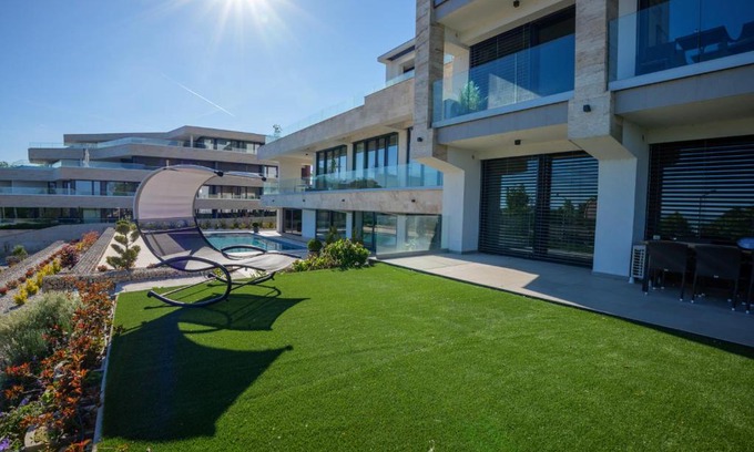 Alsóörs Apartment | Club Panorama Residence
