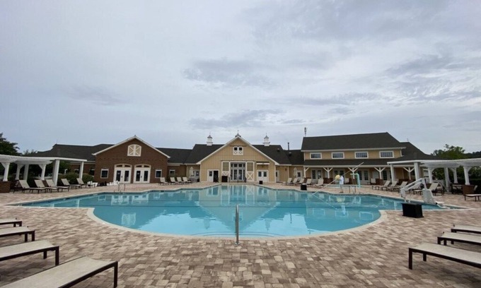 Williamsburg Condo | Club Wyndham Governor's Green, Virginia, 1 Bedroom Deluxe Suite