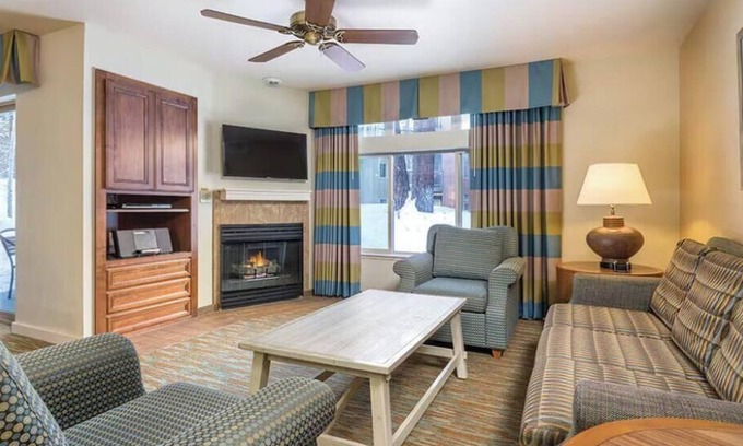 Elk Point Apartment | Club Wyndham South Shore