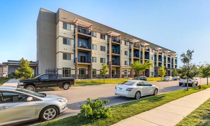 Mankato Apartment | Clubhouse Fully Equipped Apartment