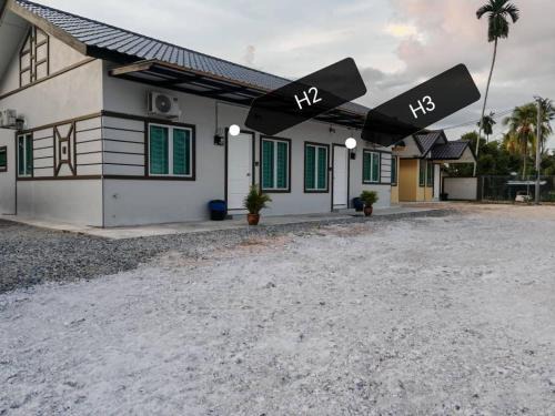 Pengkalan Kundor House | CMS Simple Stay Alor Setar