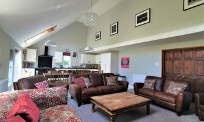 Llanfyrnach House | Coach House