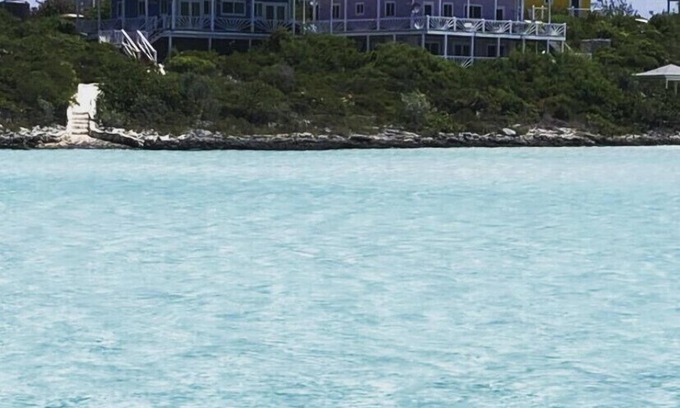 Black Point Cottage | Coastal breeze, spectacular sunset