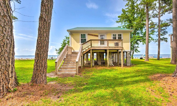 Hobucken House | Coastal Escape: Bayfront Home w/Dock & Views