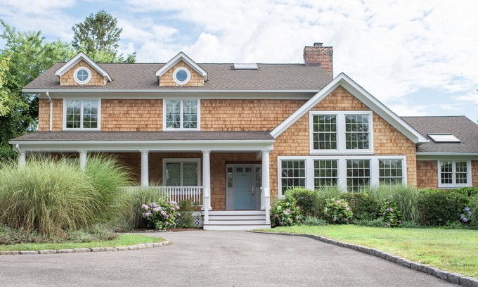 Rye House | Coastal Home in Heart of Milton Point Walking Distance to Beach & Park