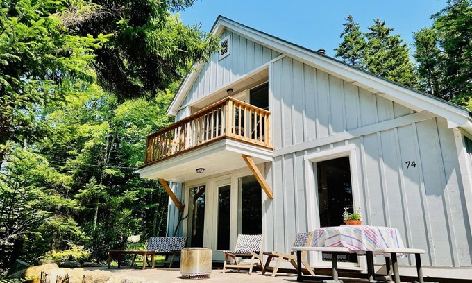 Spruce Head House | Coastal Spruce Head Retreat dog friendly & near restaurants, stores, activities.