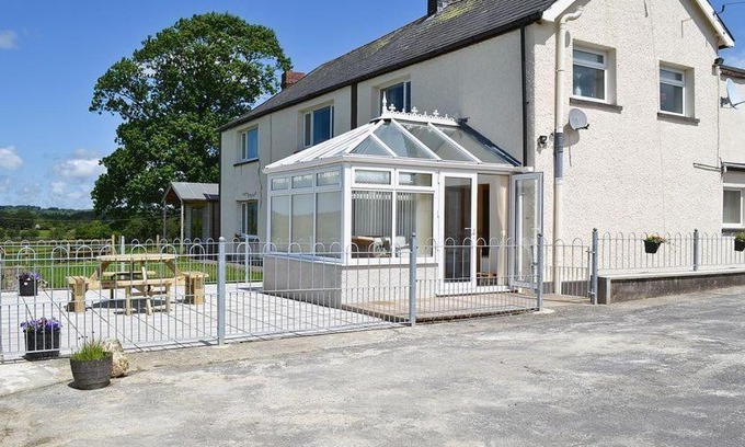 Bethania House | Cob Cottage