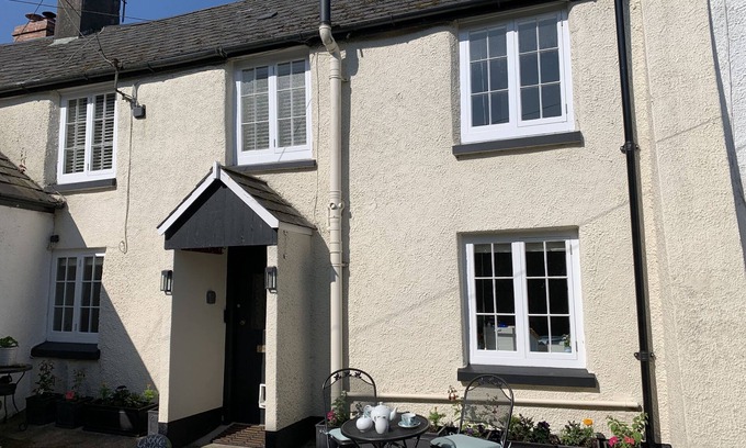 Kilkhampton Cottage | Cobble Cottage near Bude