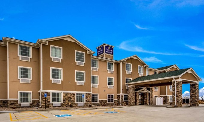 Cozad Hotel | Cobblestone Hotel & Suites - Cozad