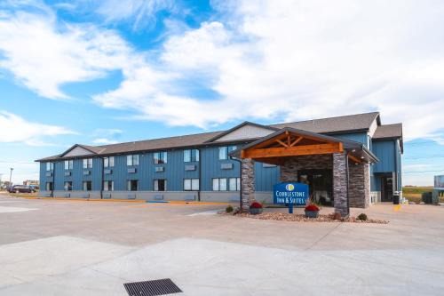 Trenton Hotel | Cobblestone Inn & Suites - Trenton