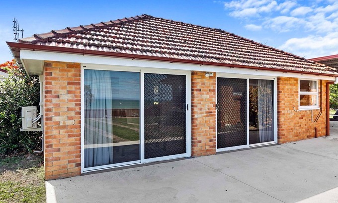 Point Vernon Cottage | Cockatoos View at point Vernon