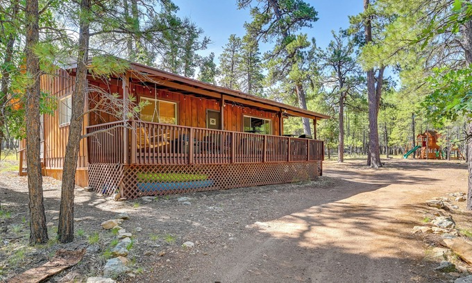 Happy Jack Cabin | Coconino Cabin w/Kayaks ~ 13 Mi to Reservoir