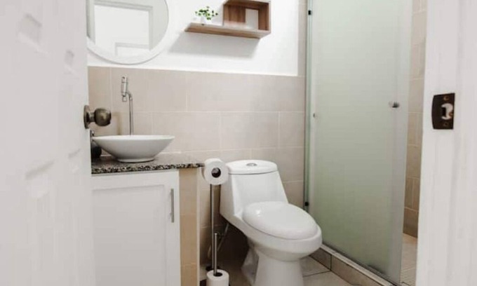 Sonsonate House | Coconut City House