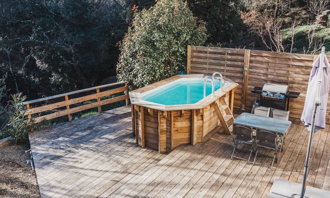 Flayosc House | Cocooning cottage with Balnéo 2 places, private pool and wooden terrace