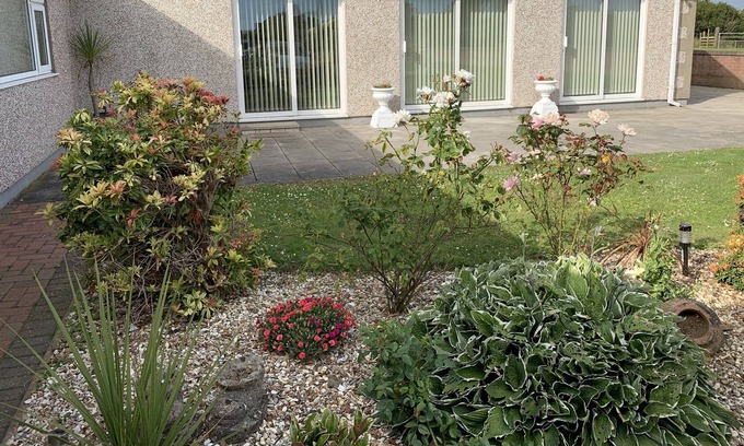 Bryngwran Apartment | ***Coed Bach Studio **** Near Rhosneigr
