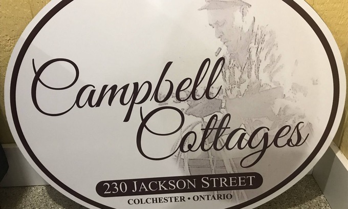 Colchester Cottage | Colchester cottages a stones throw away from beaches, wineries, marina, parks.