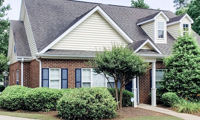 Athens Condo | College Town Retreat! Close to UGA and Downtown!