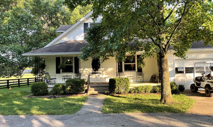 Lexington House | Colliver House at Claybank Farm