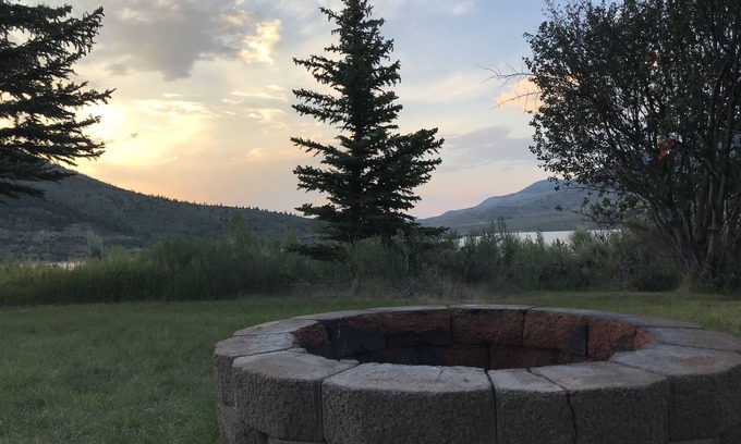 Heeney House | COLORADO LAKE HOUSE Away from it all: Boat, Hike, Fish, ATV, Hunt