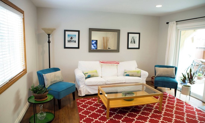 Pico House | Colorful 3-br townhome, huge kitchen in Santa Monica