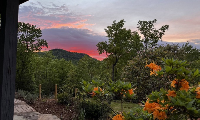 Mountain Rest Cottage | Coltsfoot Cottage nestled in the foothills of the Appalachian Mountains.