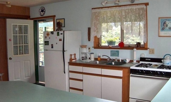 Homer Apartment | Come Make Yourself at Home at R & R