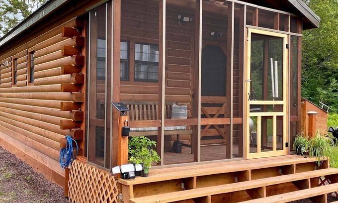 Bruce Crossing Cabin | Come Stay Off-Grid in Michigan's Beautiful Upper Peninsula